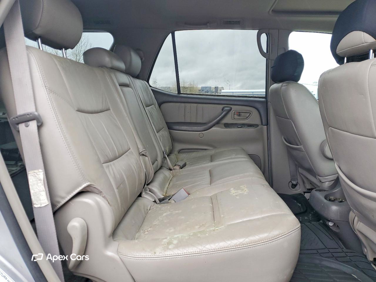Toyota Sequoia 2002