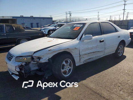 Toyota Camry 2000 - Image 1 of 13