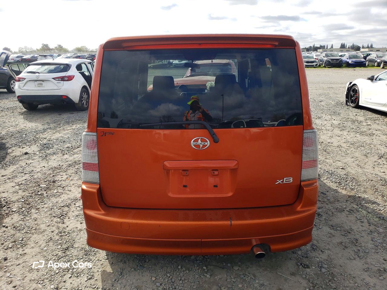 Scion xB 2004