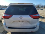 Toyota Sienna 2015