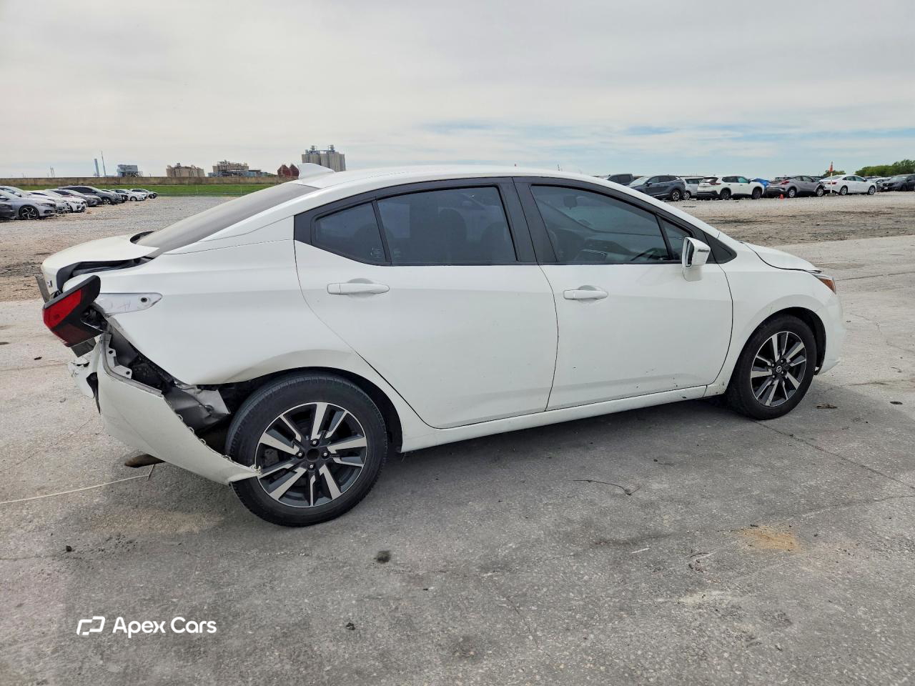 Nissan Versa 2021