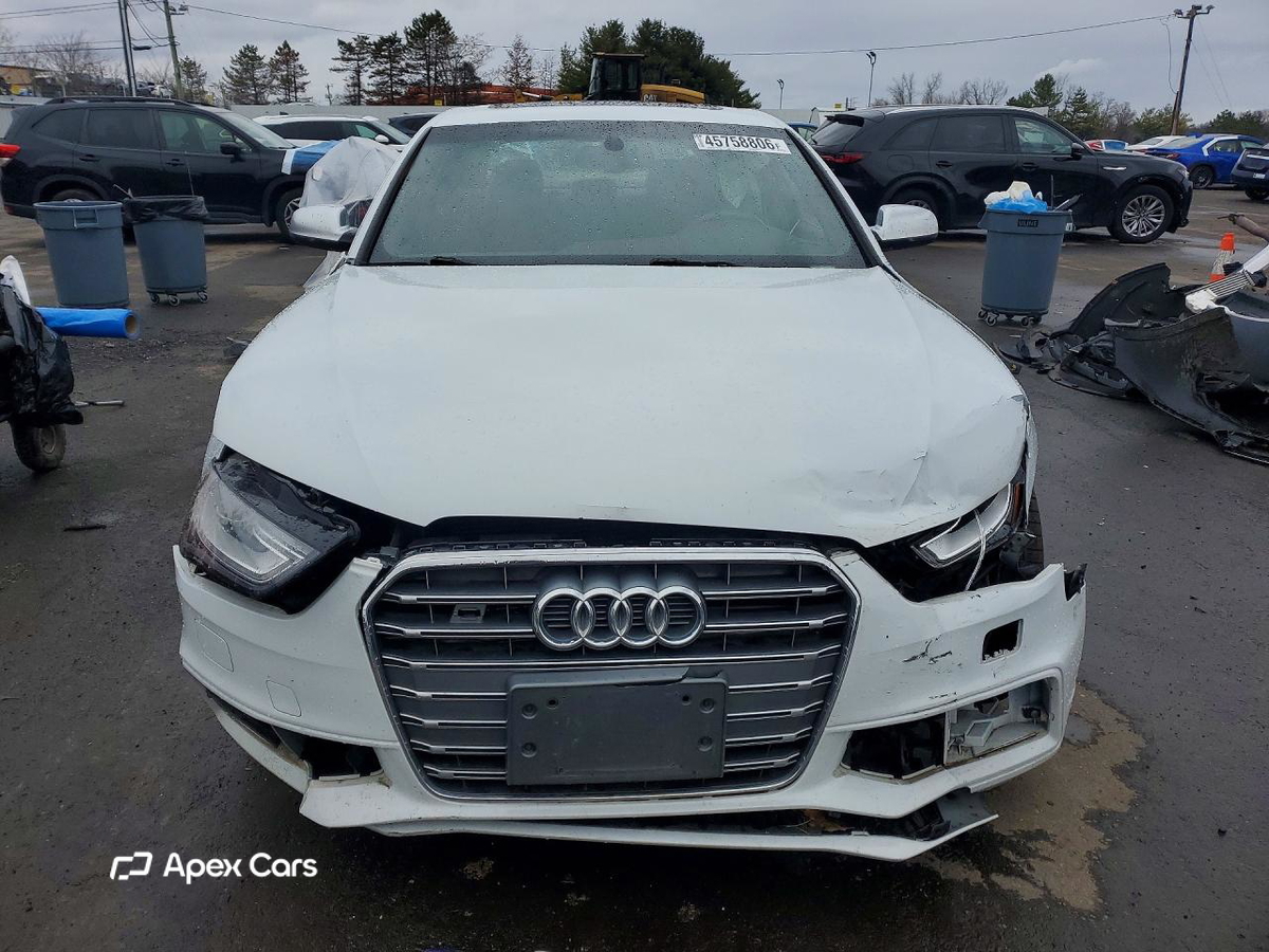 Audi RS4 2013