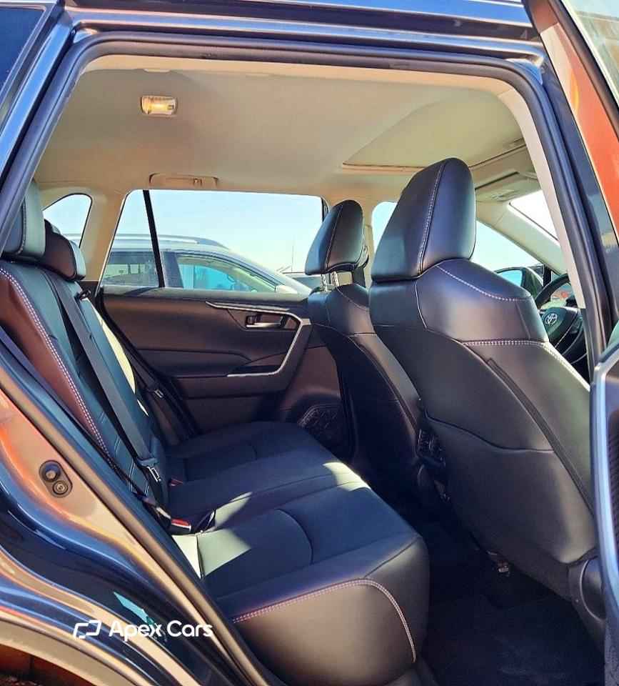Toyota RAV 4 2021