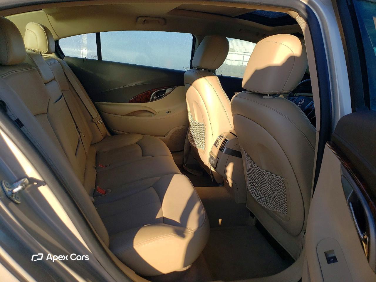 Buick LaCrosse 2011