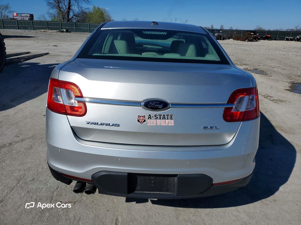 Ford Taurus 2011