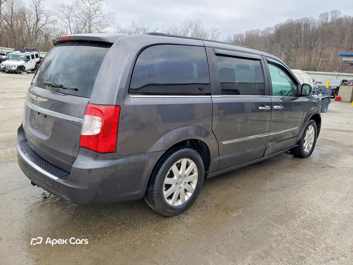 Chrysler Voyager 2016