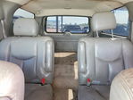 Chevrolet Suburban 2003