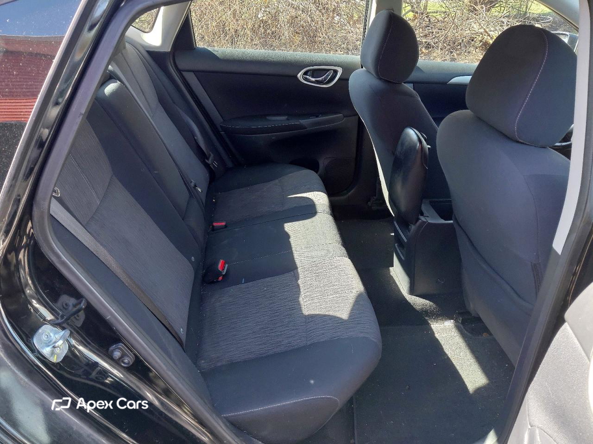Nissan Sentra 2015