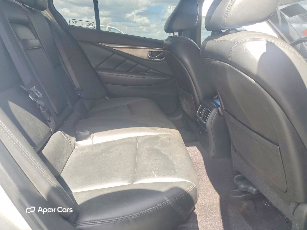 Infiniti Q50 2017