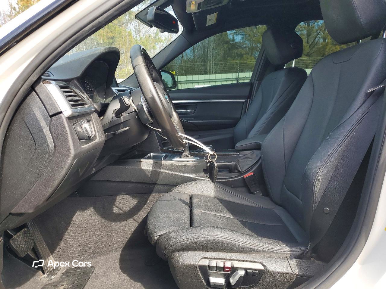 BMW Series 3 2016