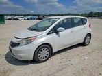 Nissan Versa 2015