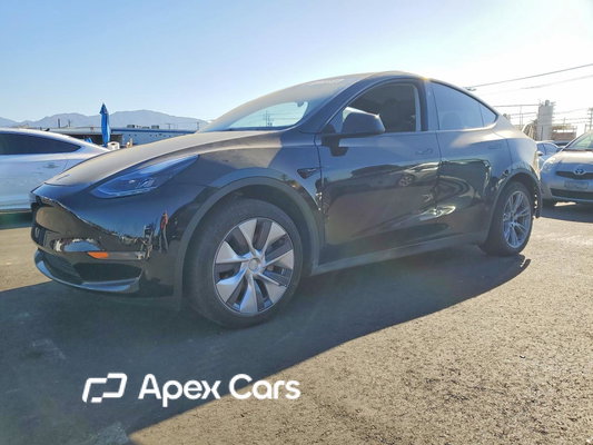 Tesla Model Y 2023 - Image 1 of 13