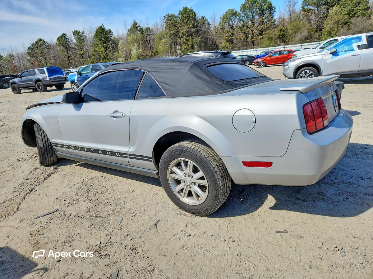 Ford Mustang 2007