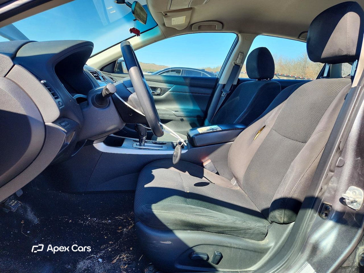 Nissan Altima 2015