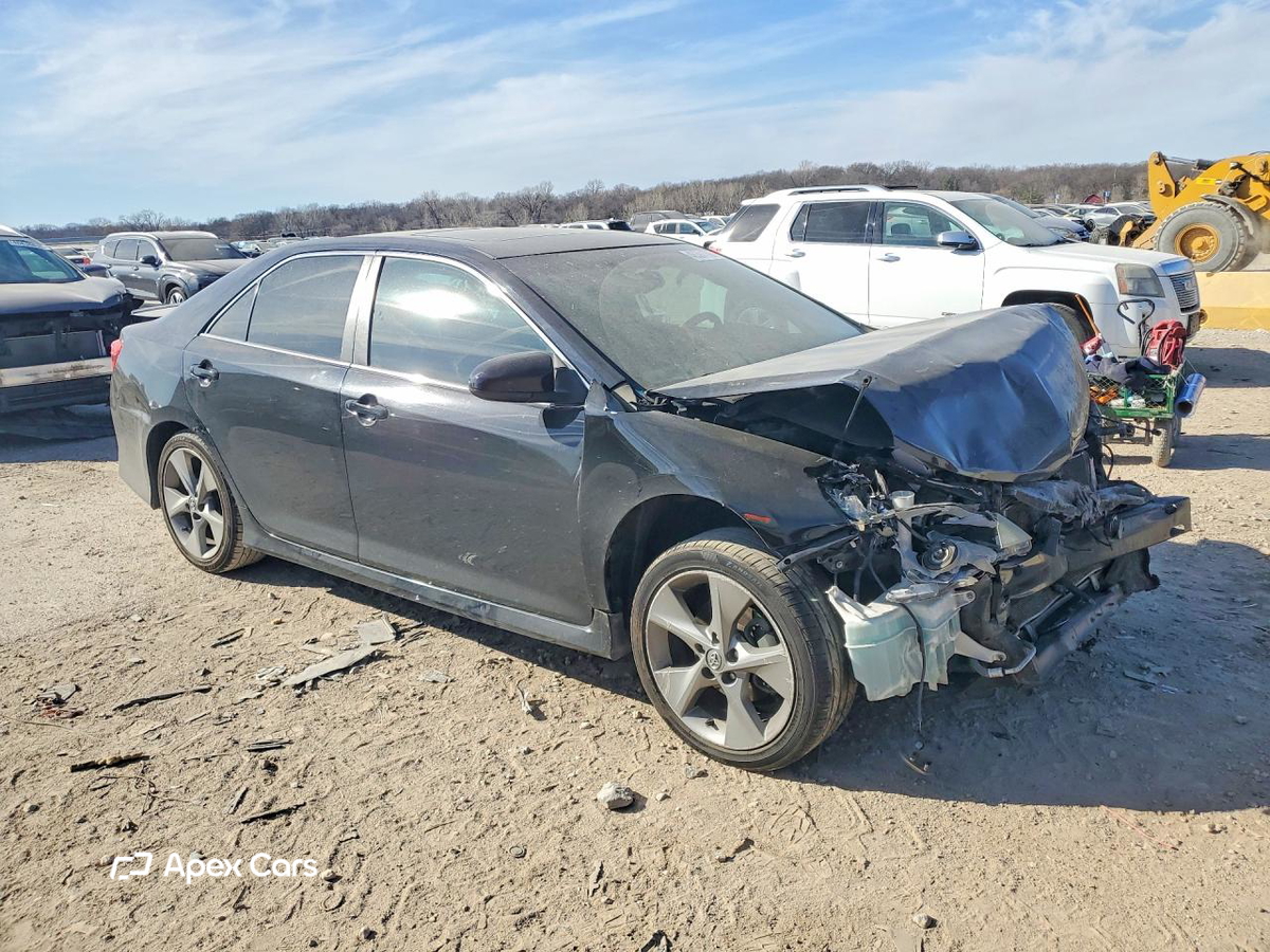 Toyota Camry 2012