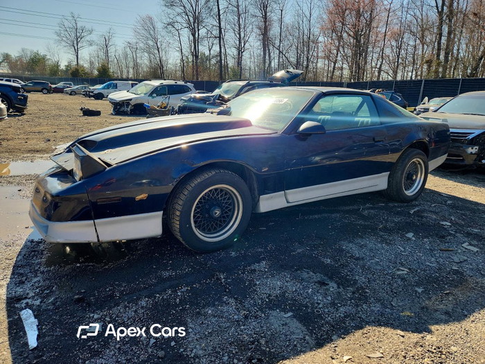 1986 Pontiac Firebird - Image 1 of 5