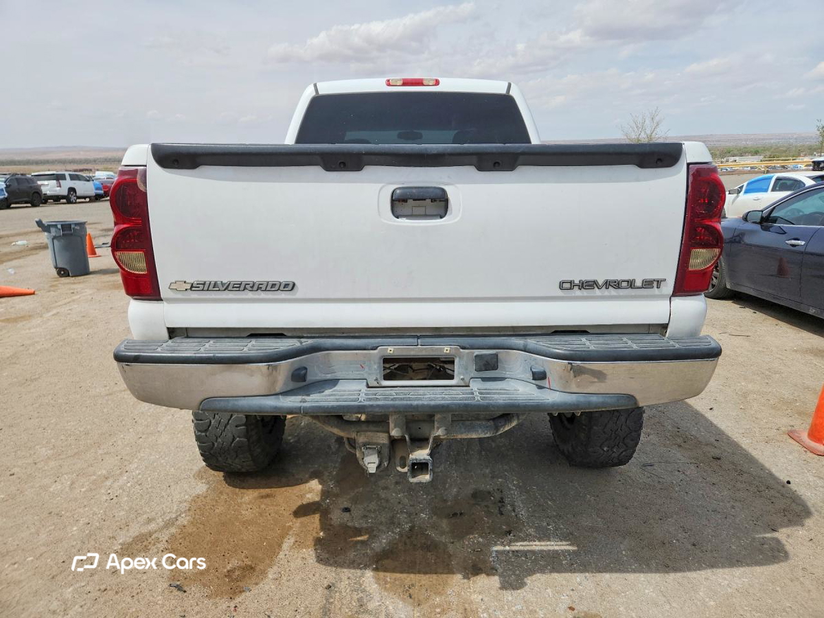Chevrolet Silverado 2003