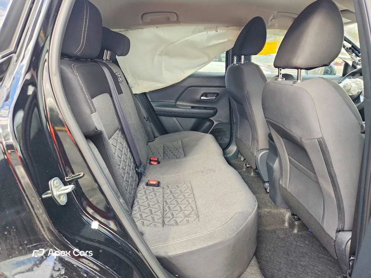 Nissan Kicks 2025