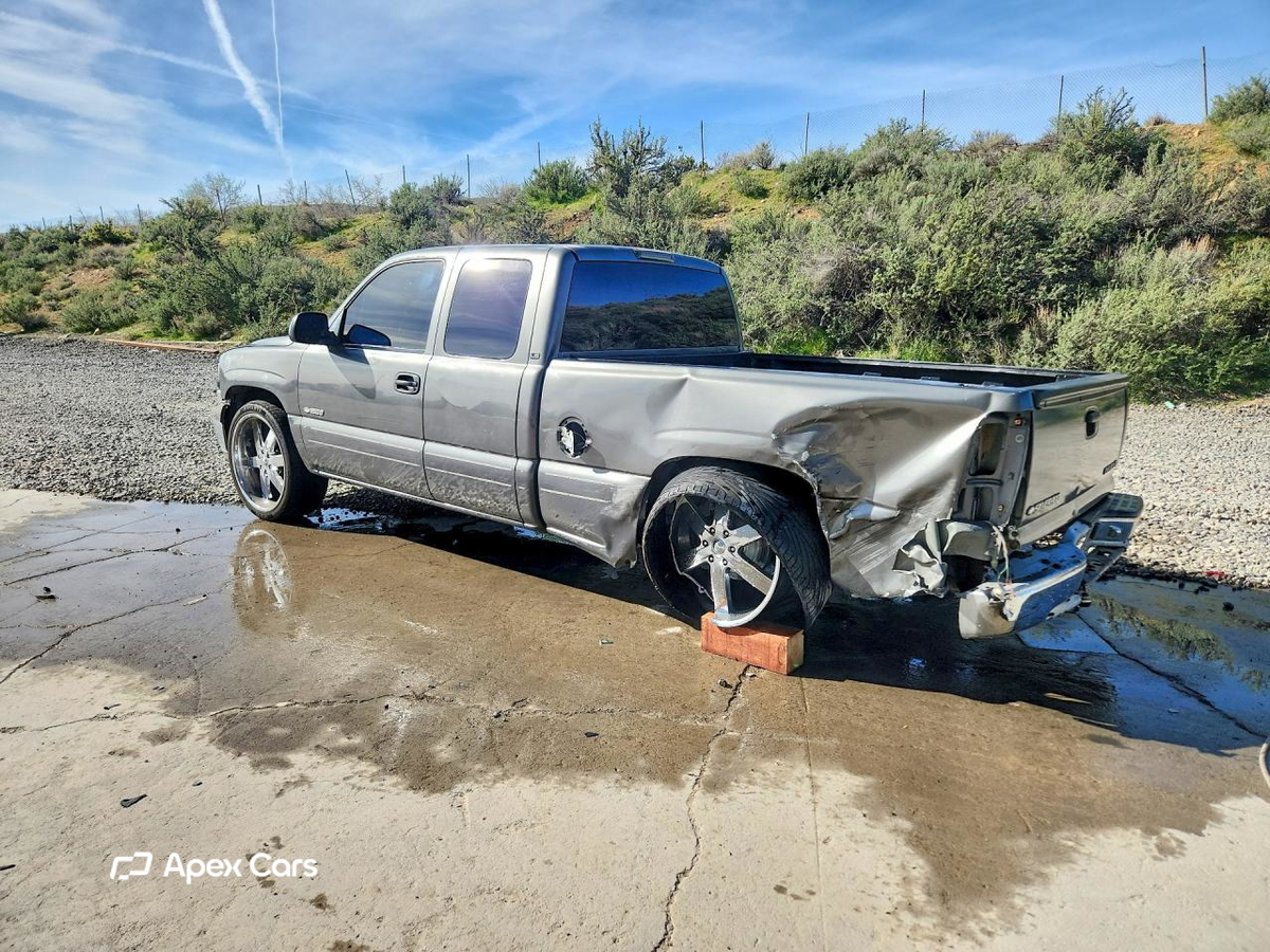 Chevrolet Silverado 2001