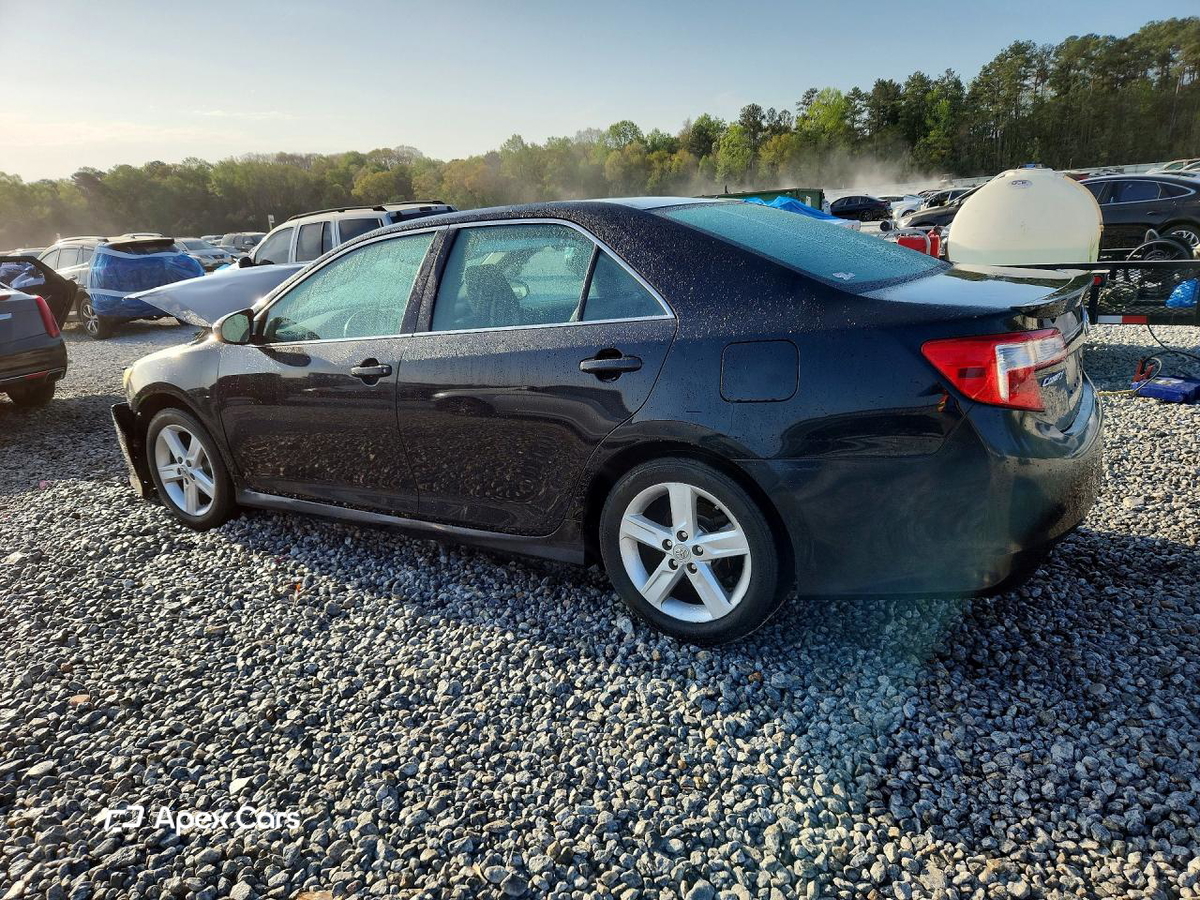 Toyota Camry 2012