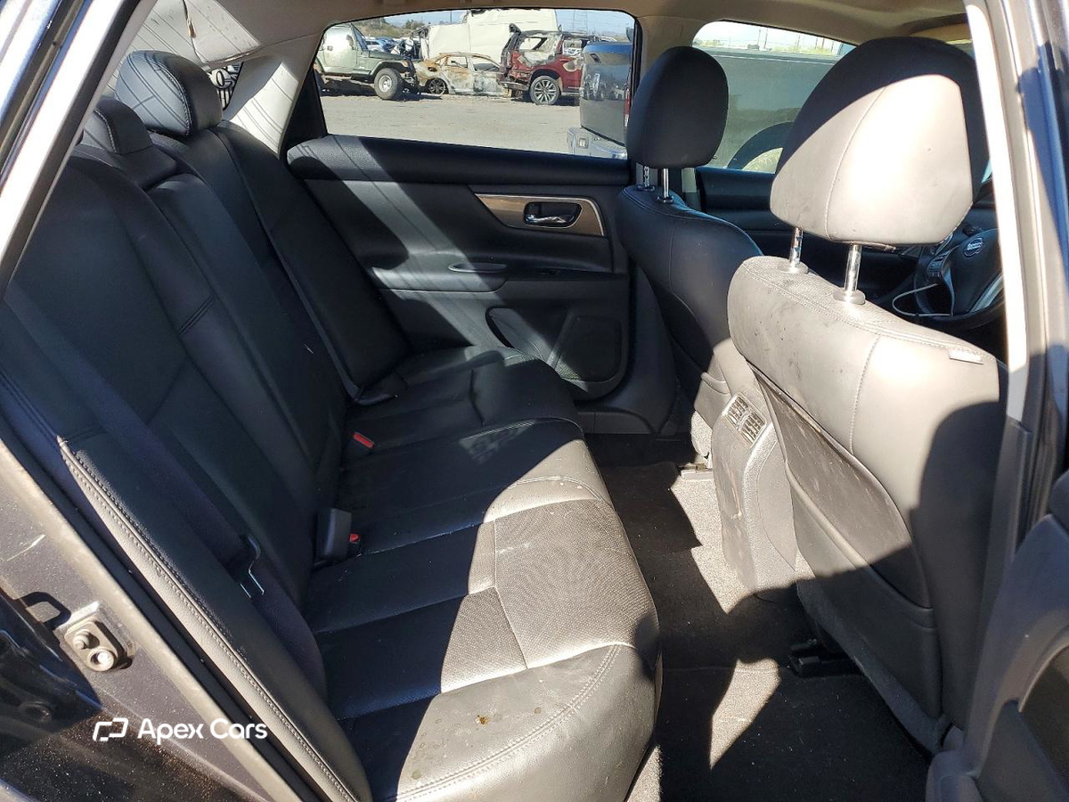 Nissan Altima 2015