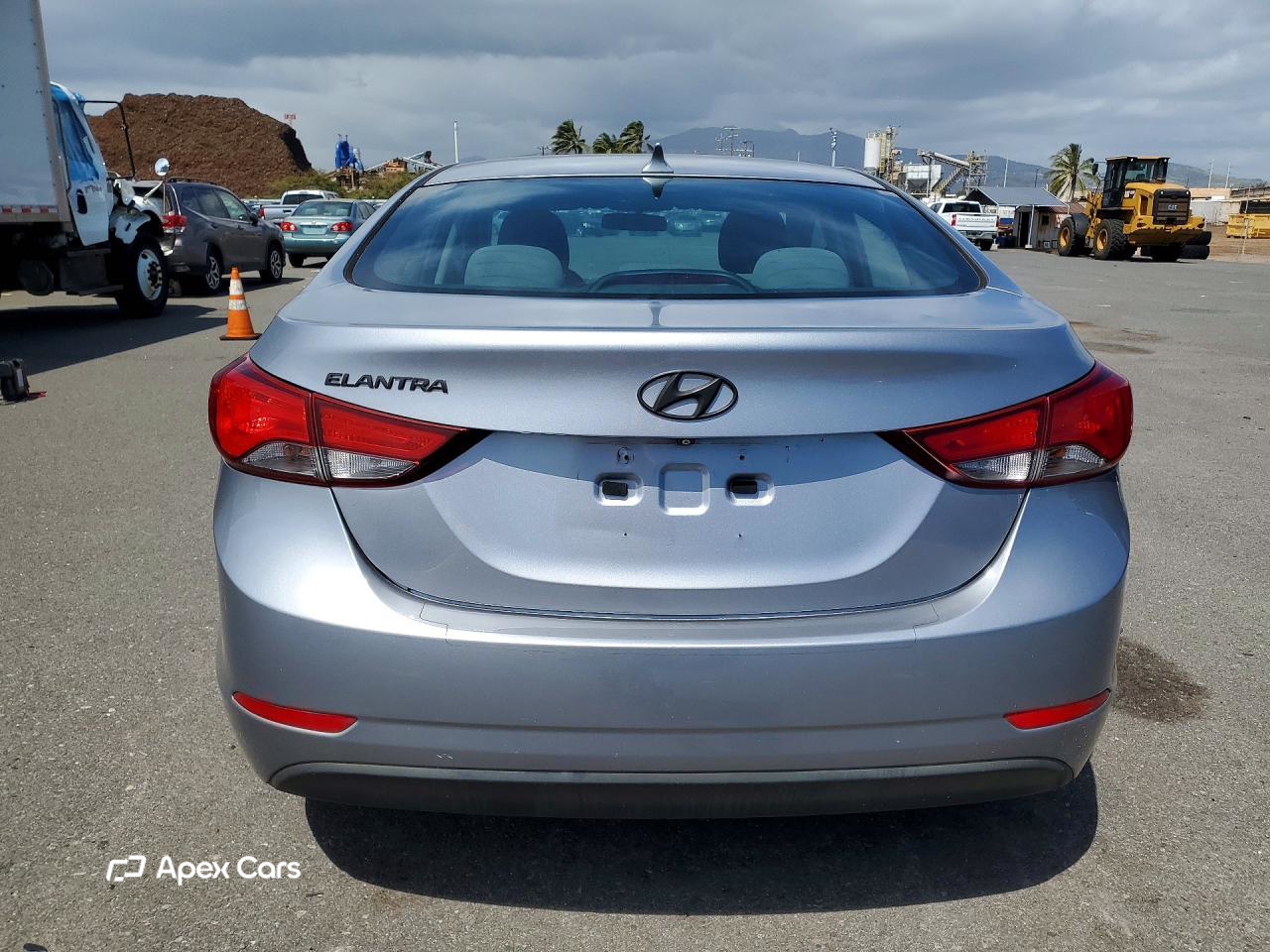 Hyundai Elantra 2015