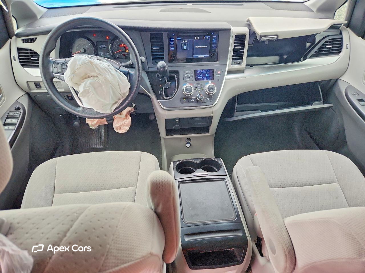 Toyota Sienna 2015