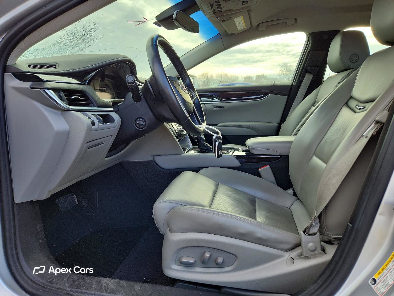 Cadillac XTS 2015