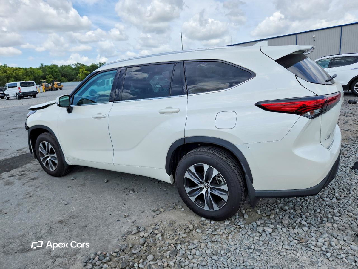 Toyota Highlander 2021