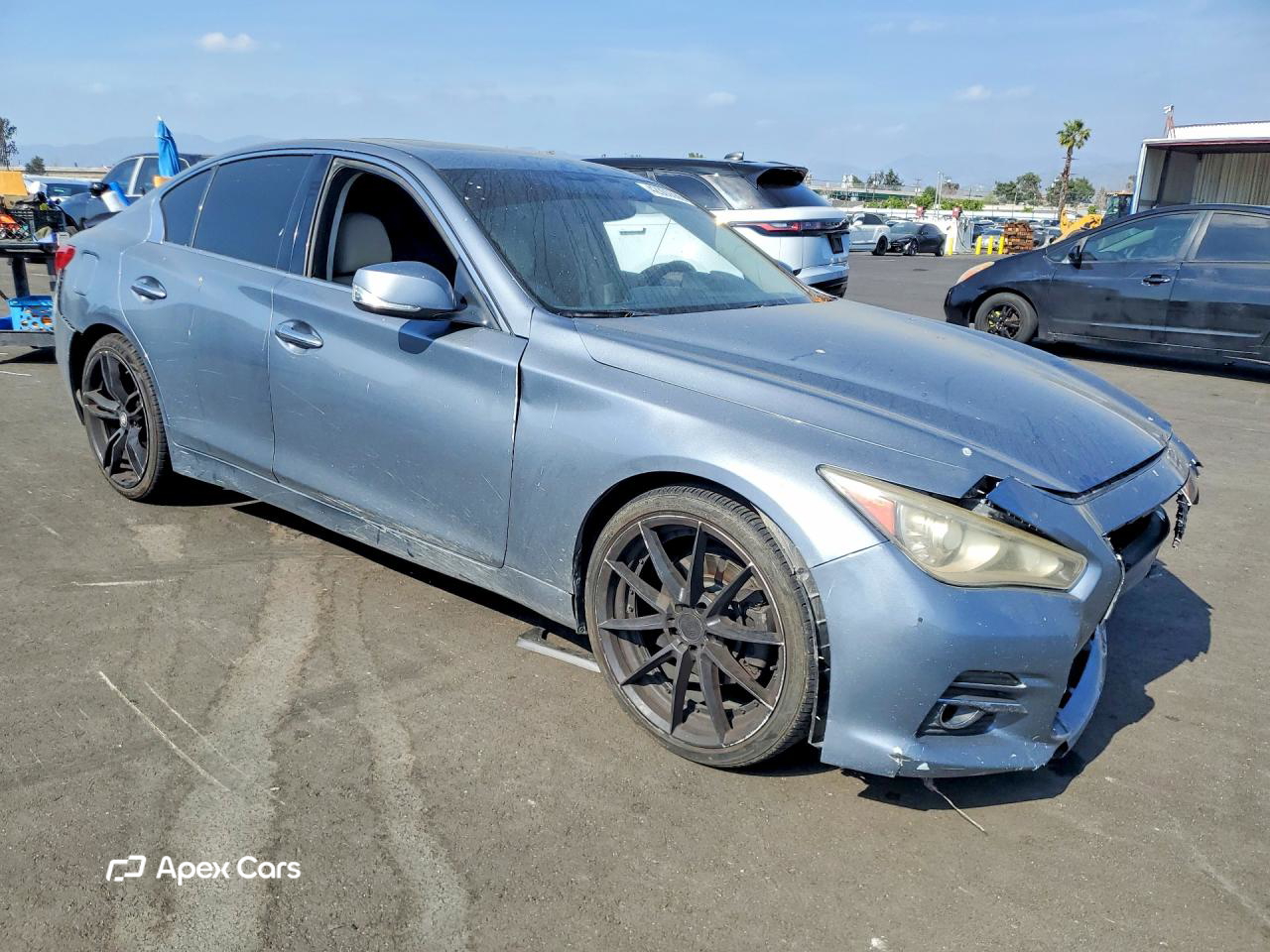 Infiniti Q50 2015