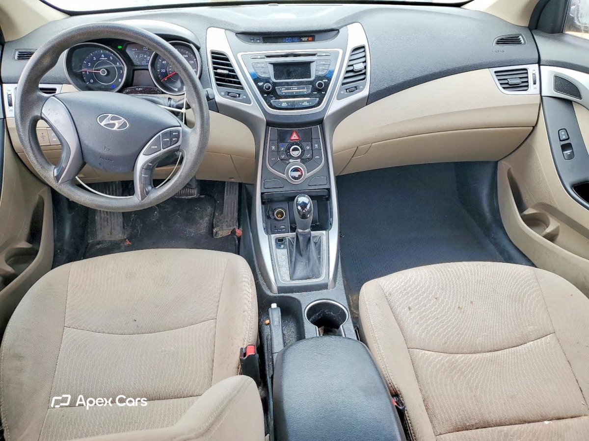 Hyundai Elantra 2016