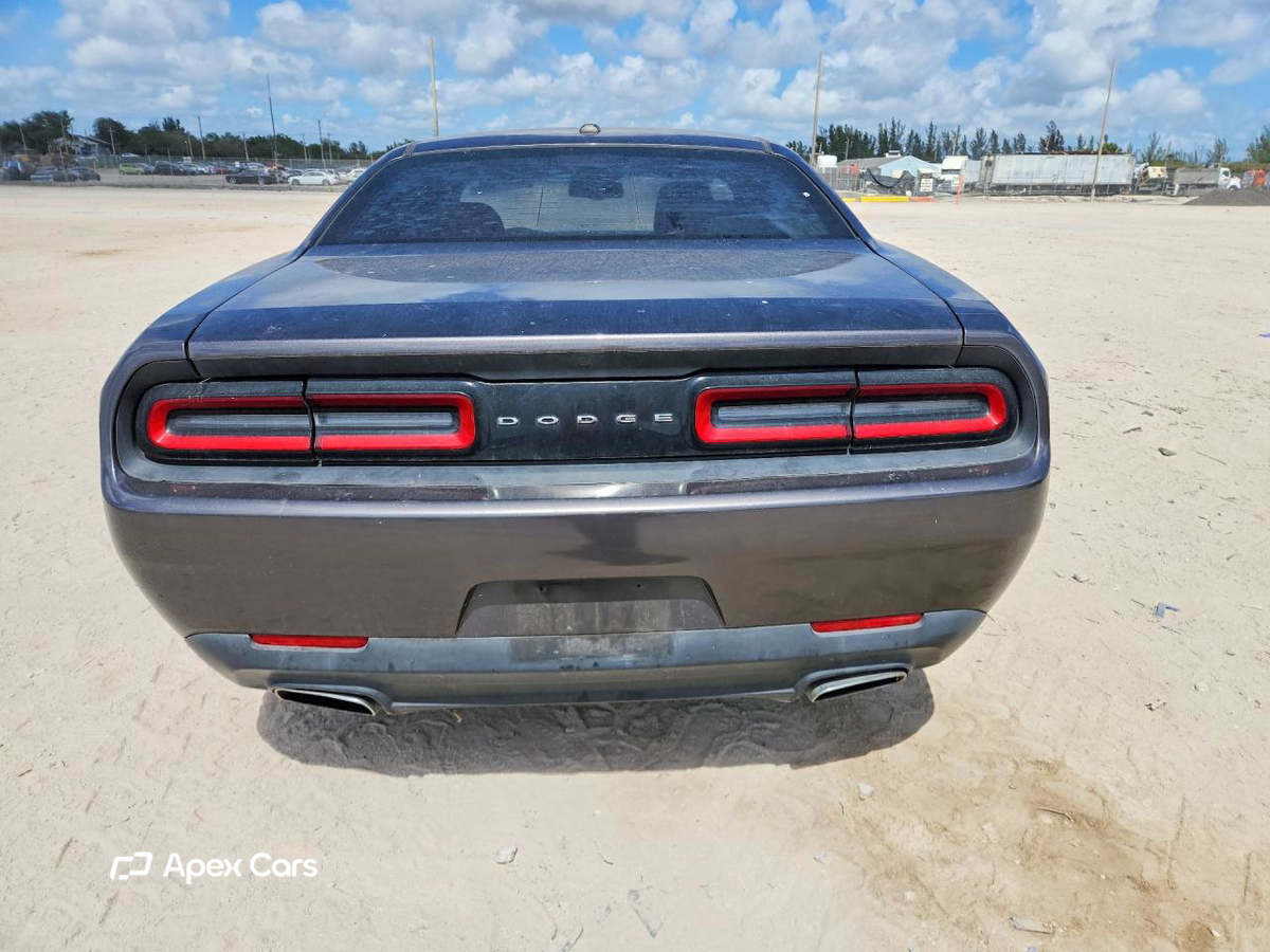 Dodge Challenger 2015