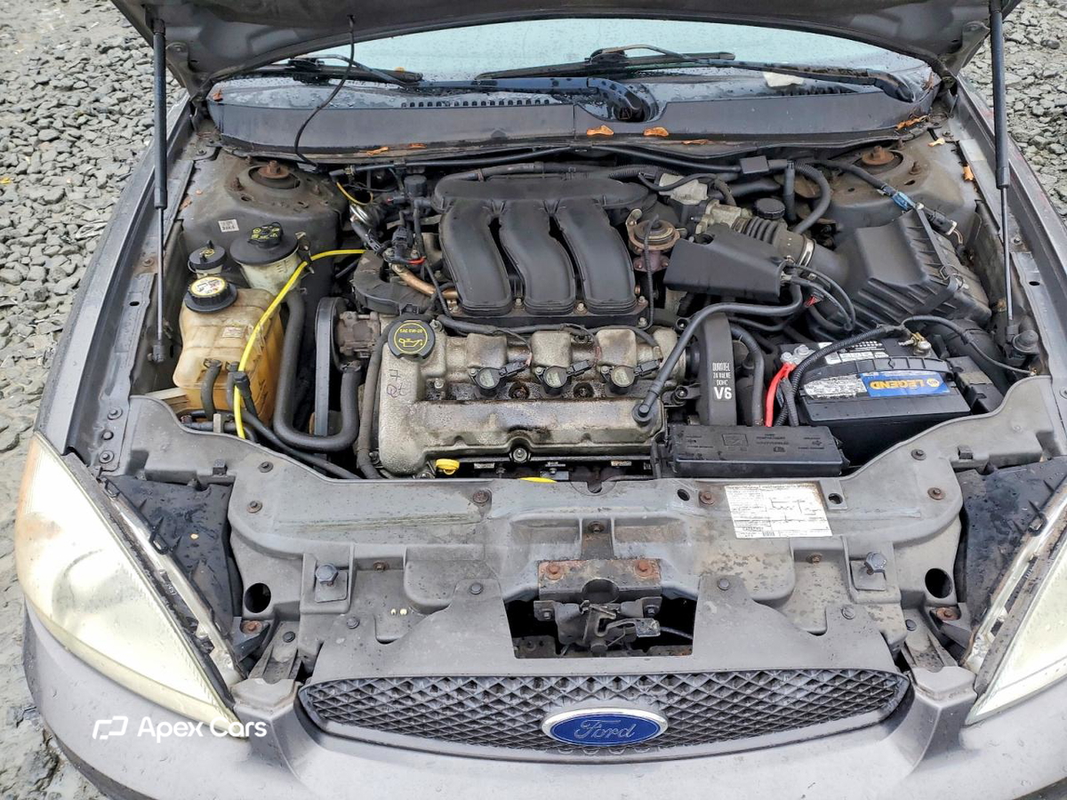 Ford Taurus 2004