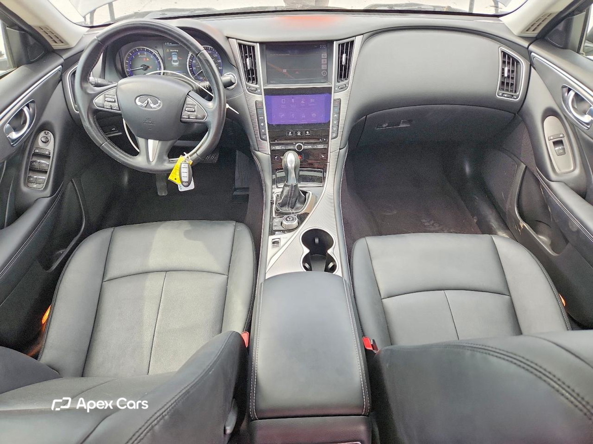 Infiniti Q50 2015