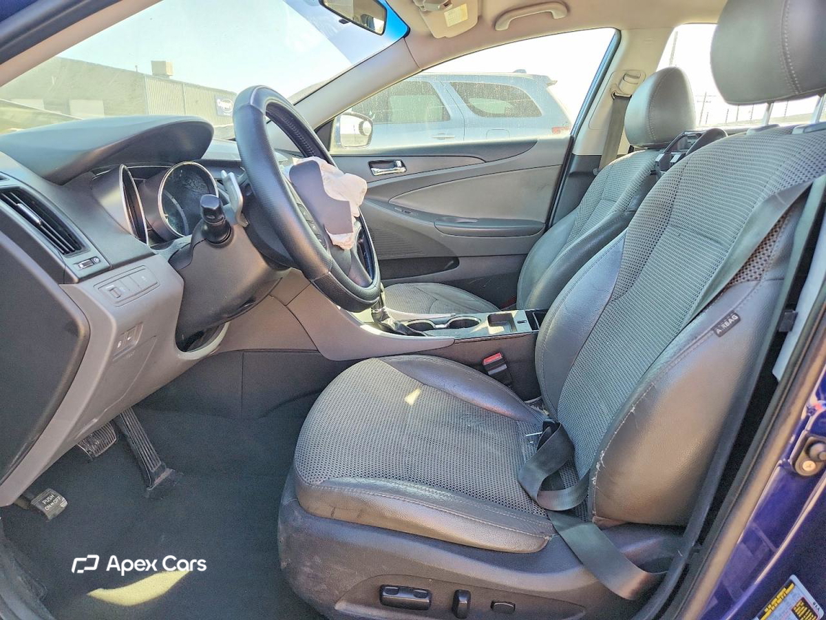 Hyundai Sonata 2011