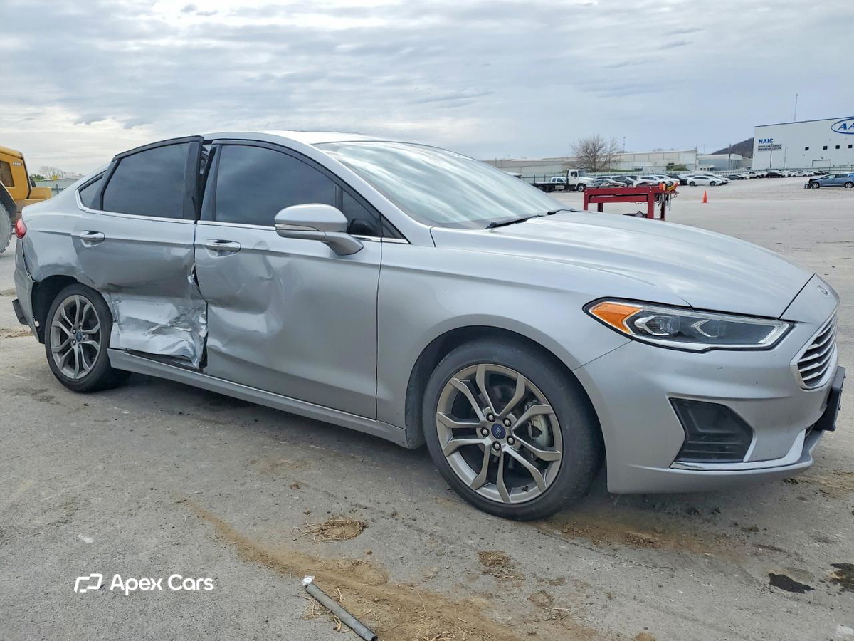 Ford Fusion 2020