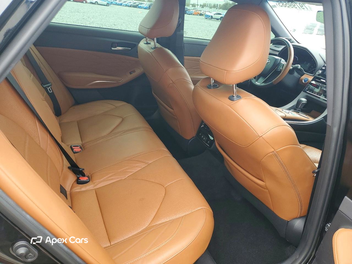 Toyota Avalon 2020