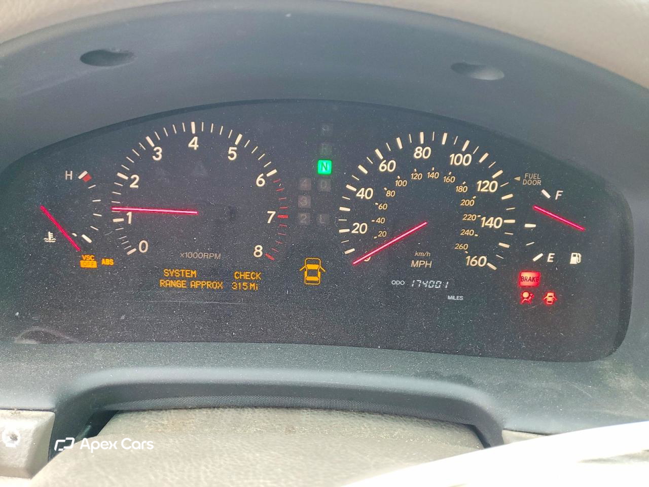 Lexus LS 2001