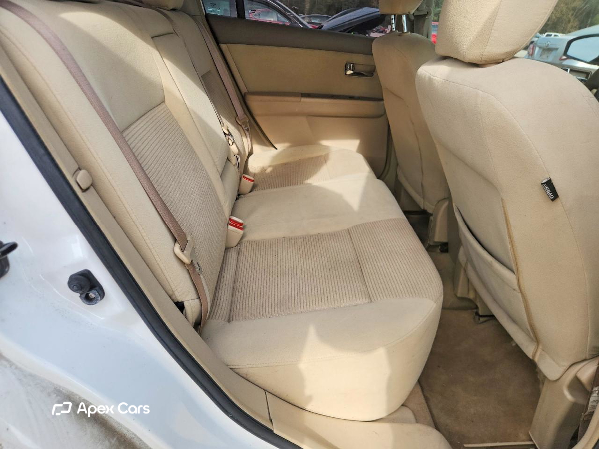 Nissan Sentra 2012