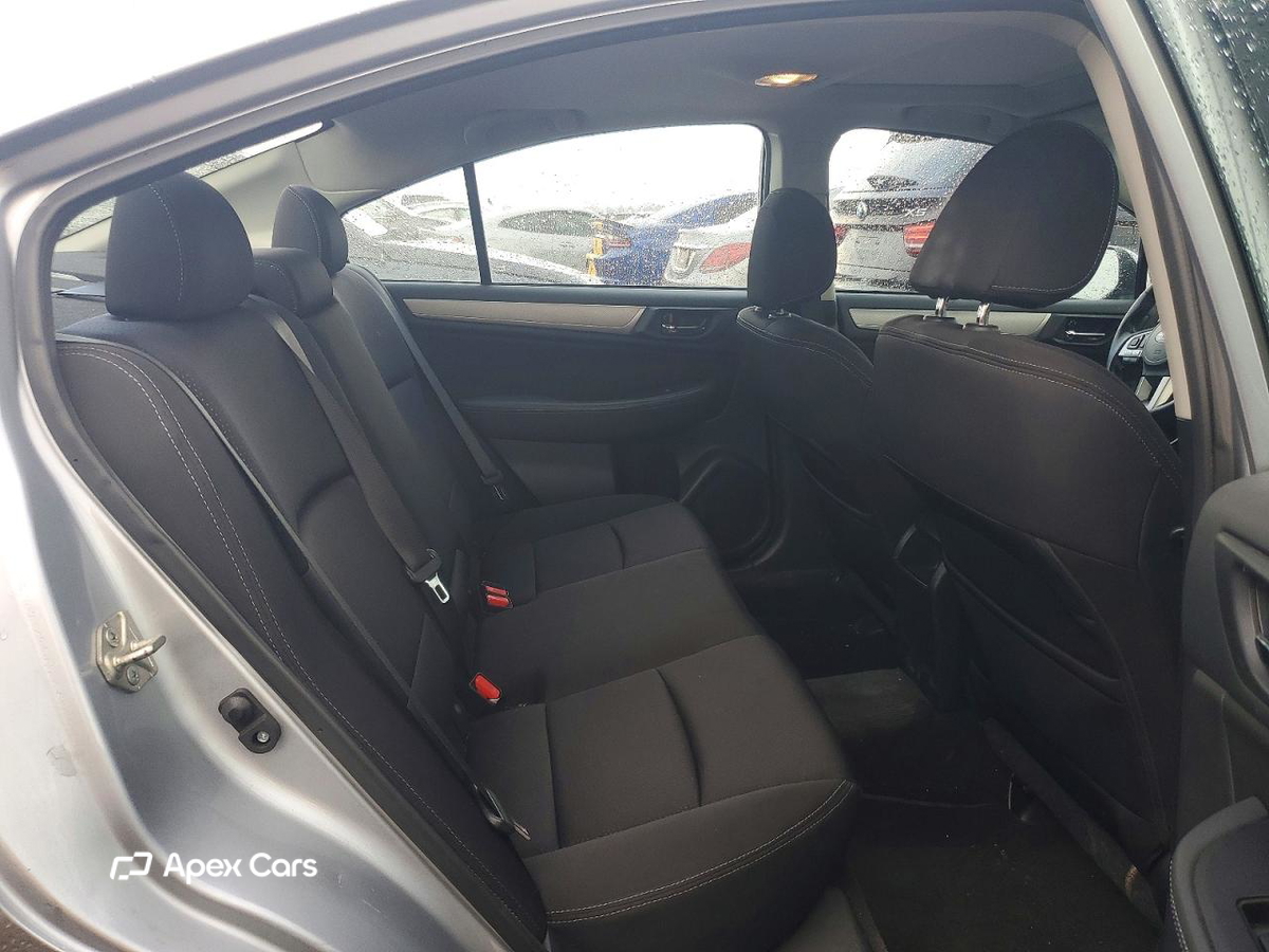 Subaru Legacy 2015