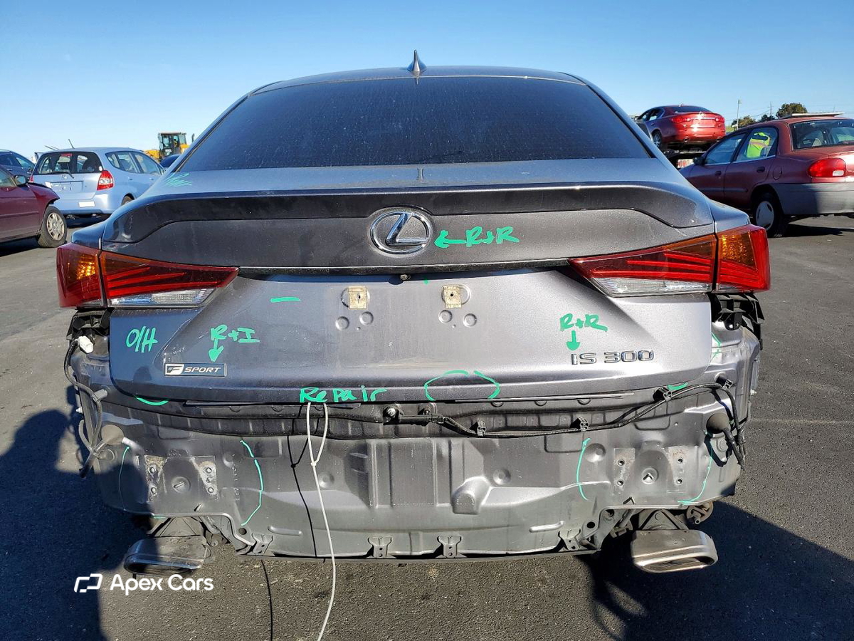 Lexus IS 2018