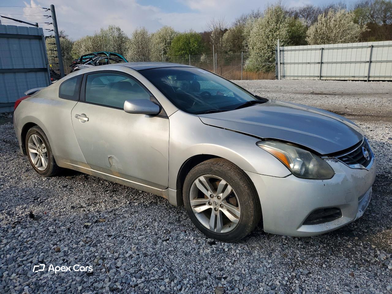 Nissan Altima 2010