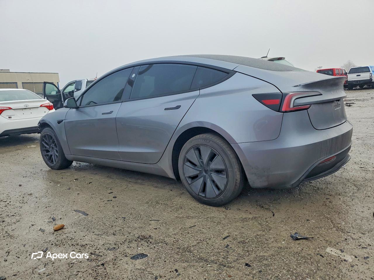 Tesla Model 3 2025