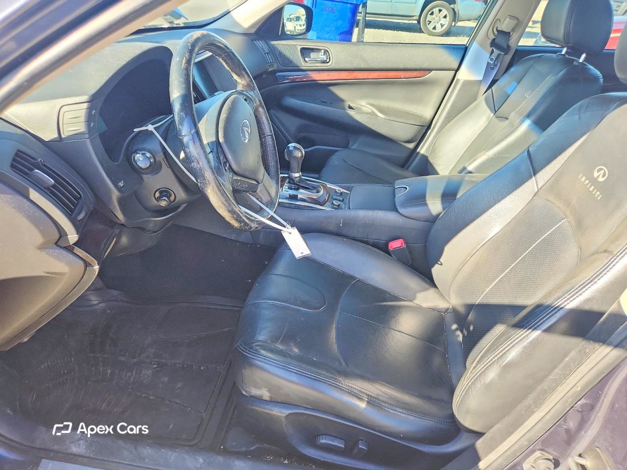 Infiniti G 2013