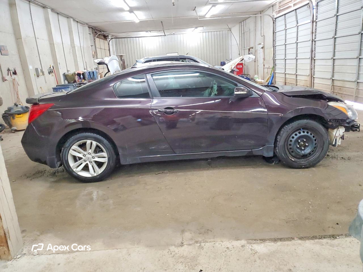 Nissan Altima 2012