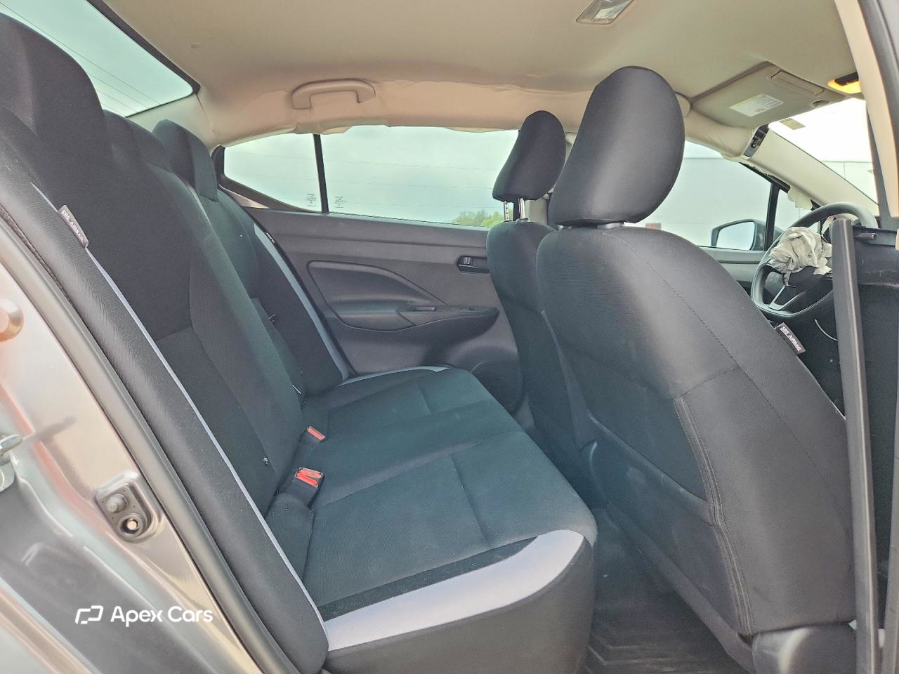 Nissan Versa 2025