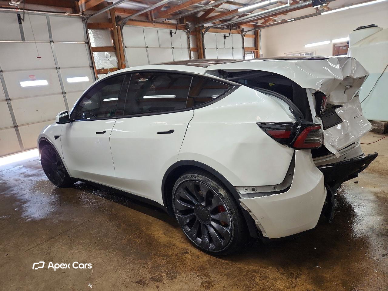 Tesla Model Y 2022