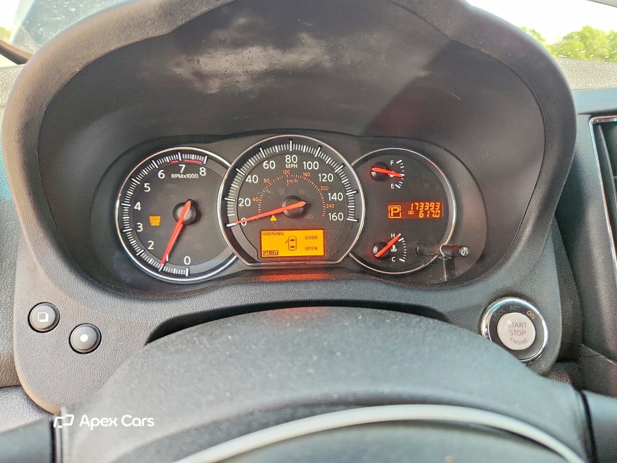 Nissan Maxima 2011
