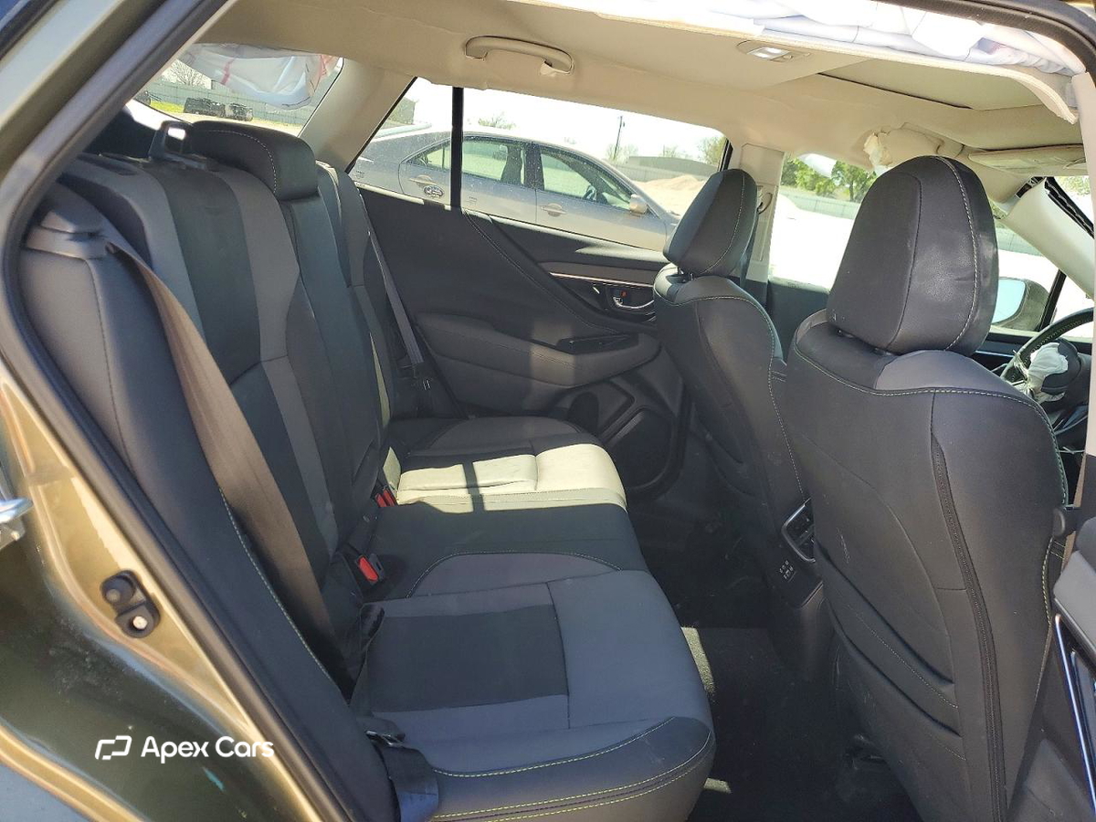 Subaru Outback 2025