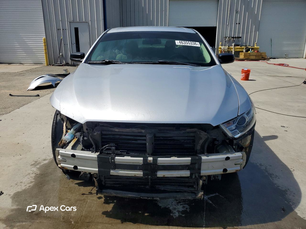 Ford Taurus 2016